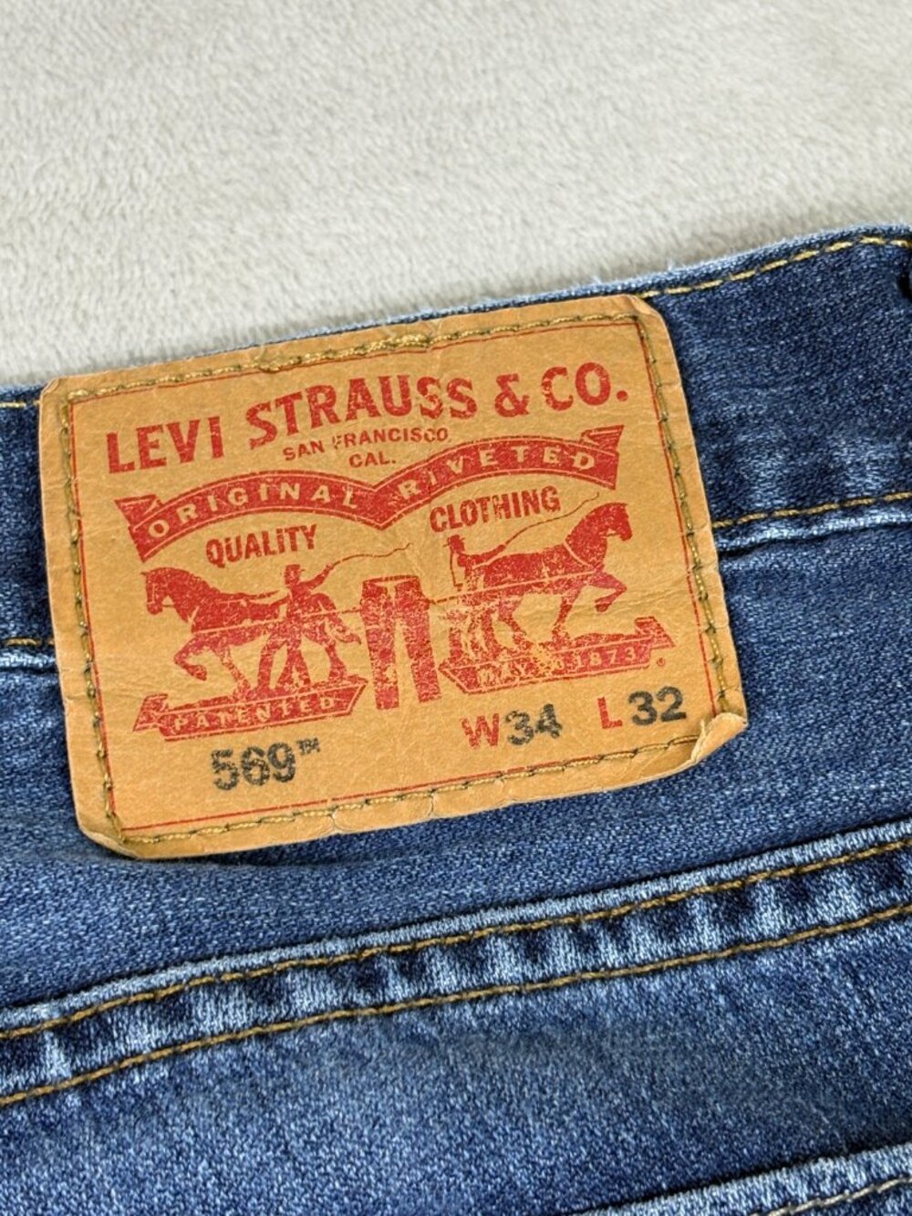 Levi's 569 Loose Straight Mens Fits 36x31 (Tag 34x32) Dark Wash Blue Jeans Baggy - Picture 6 of 10